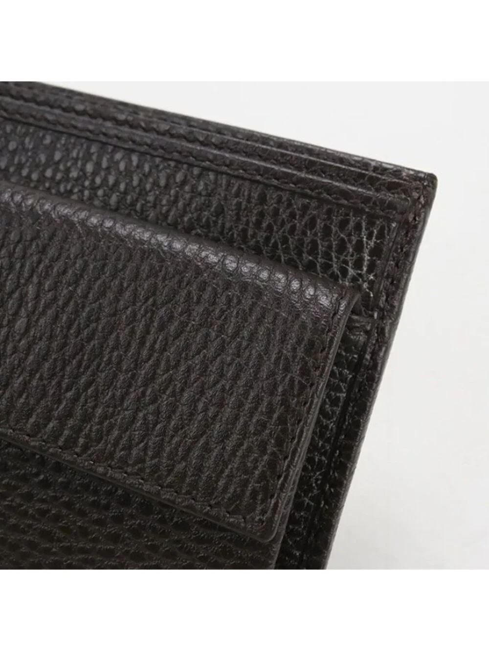 Gucci GG Canvas Bifold Wallet - Picture 7 of 8